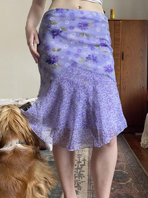 StyleCast x Revolte Printed Flared Knee Length Skirt