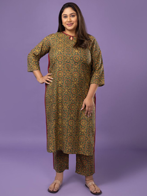 Sizeupp Printed Pure Cotton Plus Size Round Neck Top with Trousers Co-Ords