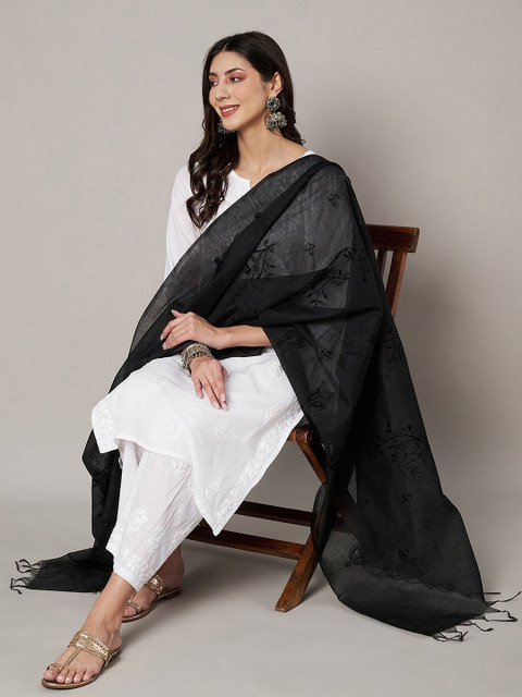 MUFFLY Embroidered Thread Work Cotton Dupatta - Image 5