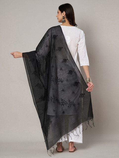 MUFFLY Embroidered Thread Work Cotton Dupatta - Image 4