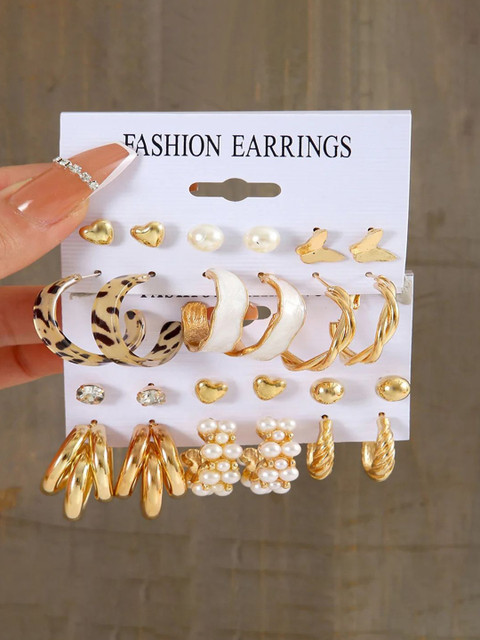 GOLDIWALA Set Of 12 Gold-Plated Pearls Beads Beaded Circular Shaped Hoop Earrings