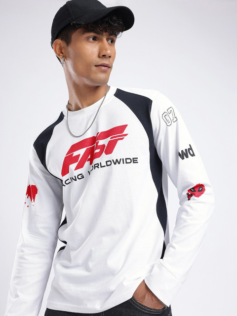 glitchez Typography Printed T-shirt