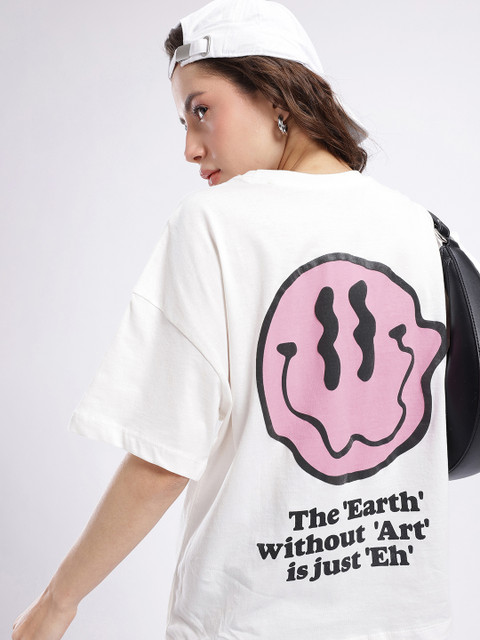 glitchez Oversized Graphic Printed T-shirt