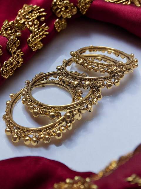 Anouk Set Of 4 Ghungroo Beaded Antique Bangle