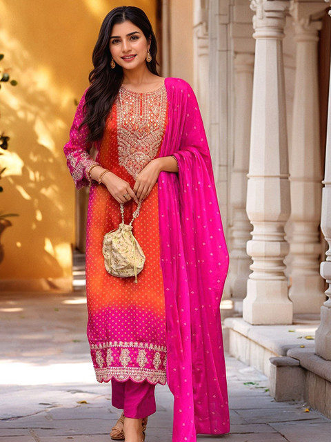 Aaghnya Women Woven Design Woven Design Kurta with Trousers & Dupatta