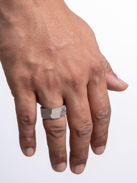 ZACH Satin Silver Comet Ring - Image 5
