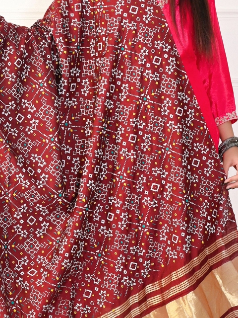 Apratim Printed Dupatta with Zari - Image 5