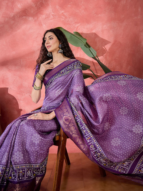 Sangria Bandhani Printed Woven Design Zari Saree