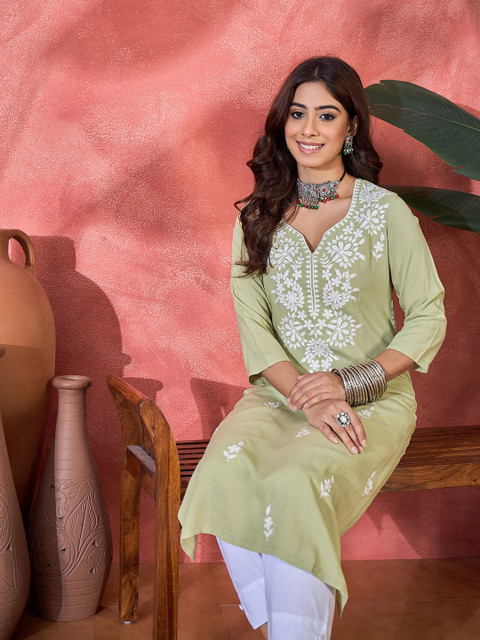 Sangria Embroidered Straight Kurta