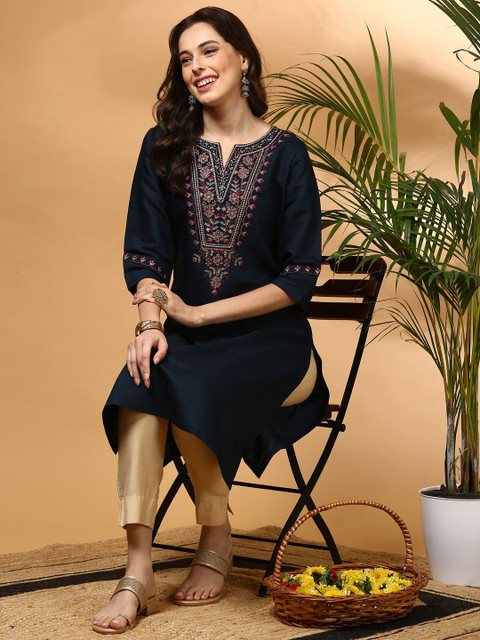 Anouk Floral Yoke Design Notch Neck Straight Kurta - Image 7