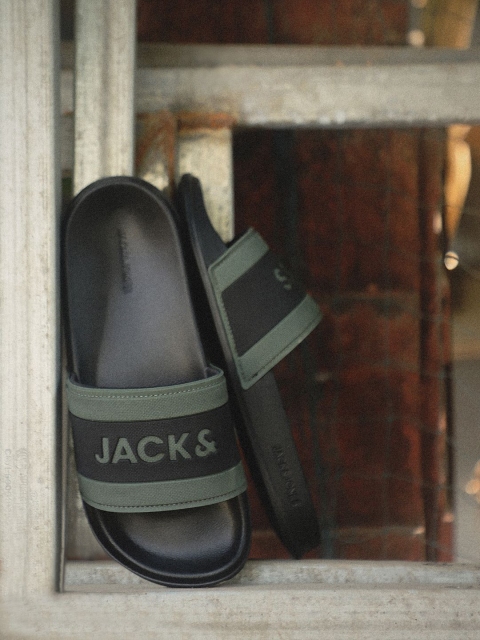 Jack & Jones Men Printed Sliders