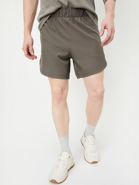 max Men Regular Fit Mid-Rise Shorts