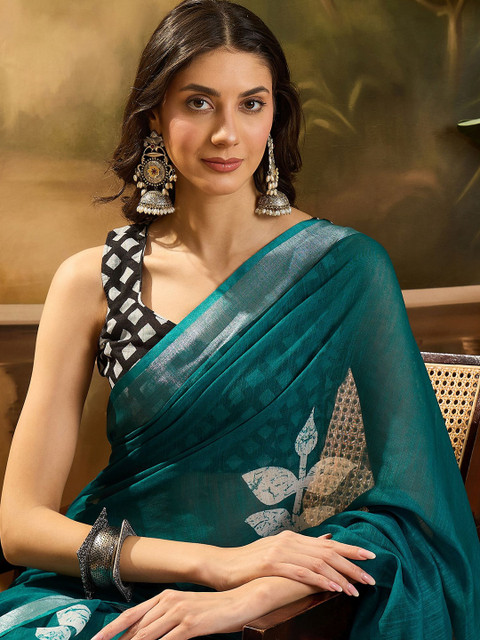 Sangria Floral Printed Saree With Blouse Piece - Image 5