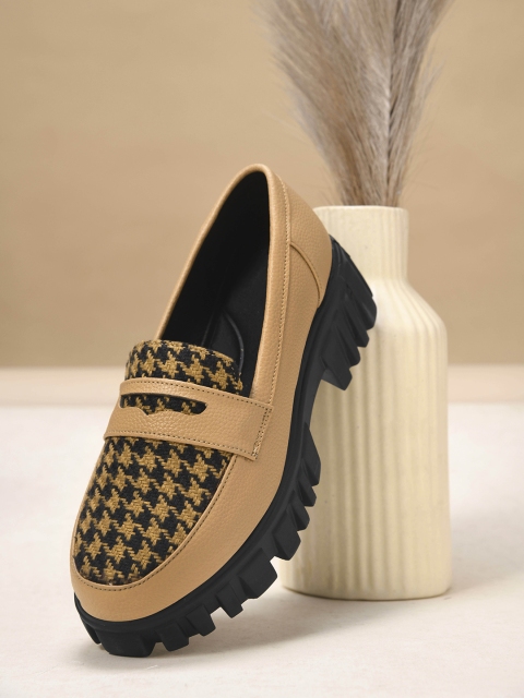Froh Feet Women Synthetic Round Toe Loafers Casual Shoe