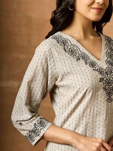 WOMEN PLUS Safar Embroidered Pure Cotton Tunic With Trousers Co-Ords - Image 6