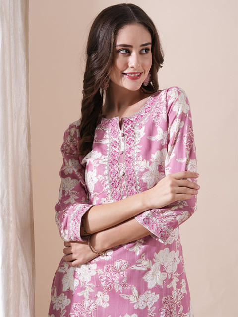 PRISCA Women Floral Printed Kurta