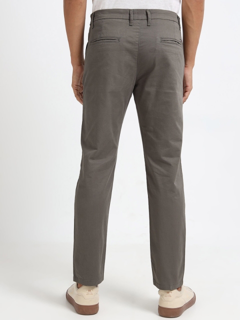 U.S. PITCHERS Men Slim Fit Low-Rise Chinos Trousers - Image 4