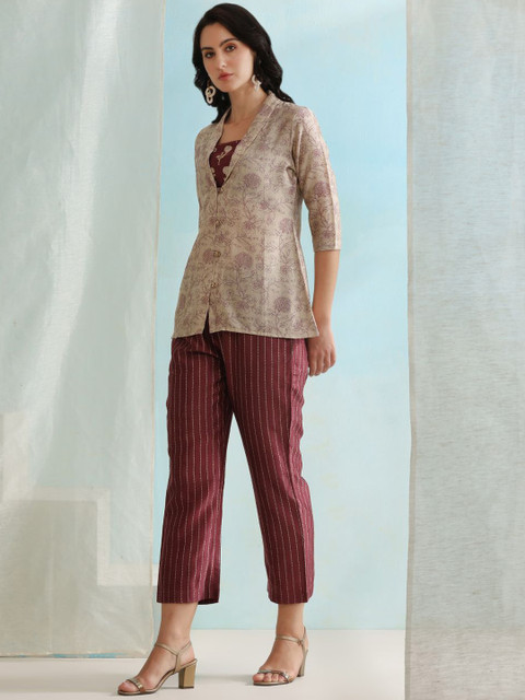 Khushal K Floral Printed Cropped-Top With Trouser & Jacket Co-Ords - Image 3