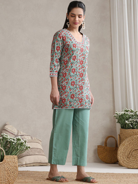 Khushal K Floral Printed Cotton V-Neck Tunic With Trouser Co-Ords - Image 3