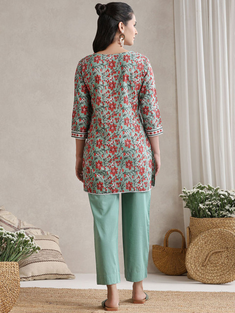 Khushal K Floral Printed Cotton V-Neck Tunic With Trouser Co-Ords - Image 4