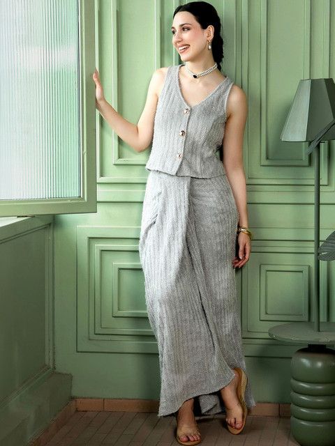 QISSA Grey Acrylic V-Neck Fur-Draped Top With Maxi Skirt Co-Ords