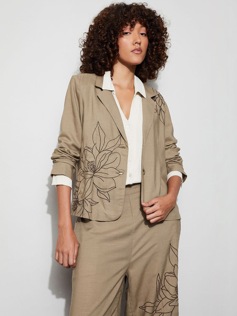 CODE by Lifestyle Embroidered Lapel Collar Blazer