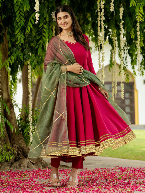 GoSriKi Regular Gotta Patti Kurta with Trousers & Dupatta
