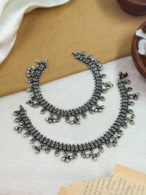 NAMAN ARTS Women Oxidised Ethnic Anklet