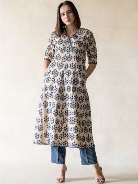 KAUTHAMEE Women Ethnic Motifs Printed Regular Kurta with Trousers