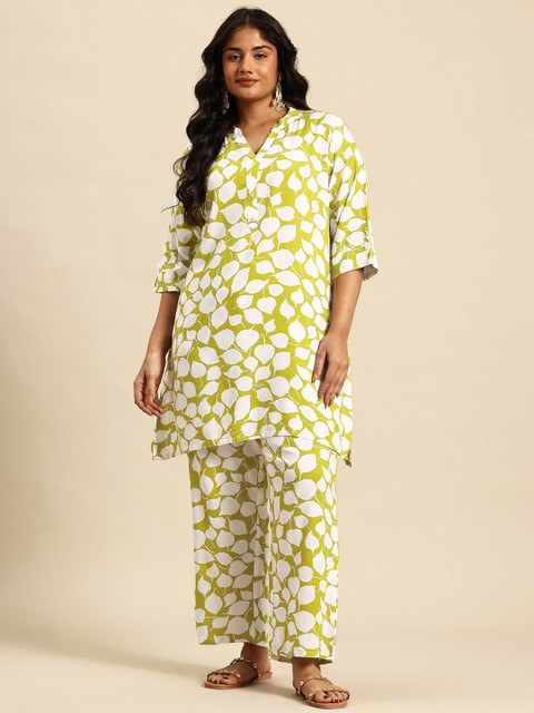 Sia Ab Pehnegi Duniya Floral Printed Mandarin Collar Regular Kurta With Trousers Co-Ords