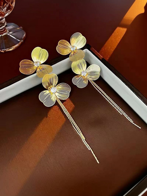 Anouk Floral Drop Earrings