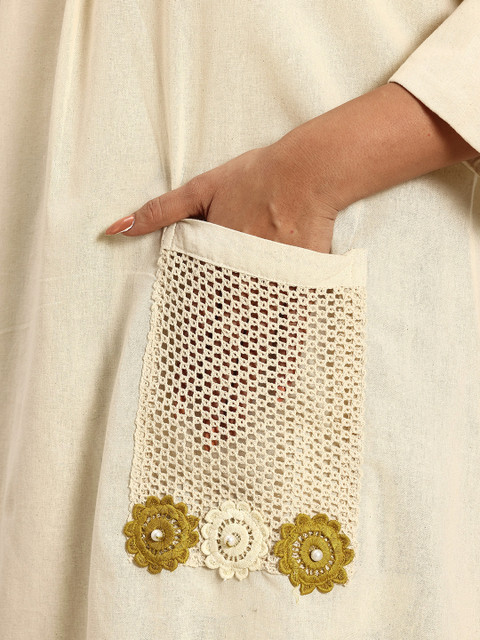 Sia Ab Pehnegi Duniya Embroidered Regular Beads and Stones Kurta With Palazzos Co-Ords Set - Image 7