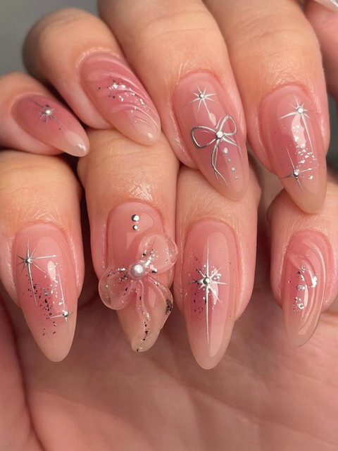 GLOW CUPID Set Of 25 Reusable Press On Nails Kit - Glittering Garden