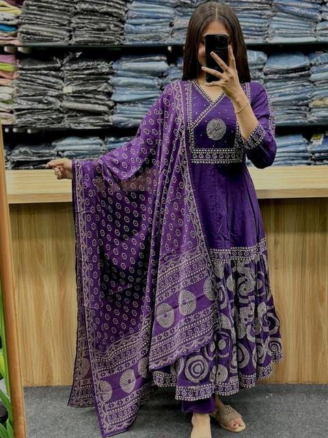 ROOTSOUL Women Ethnic Motifs Printed Panelled Kurta with Trousers & With Dupatta