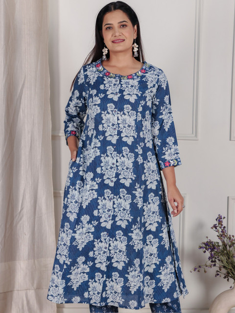 Aramya Women Floral Printed Thread Work Kurta