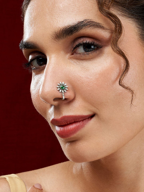 TEEJH Silver-Plated Poove Green Stone Stud Nosepin
