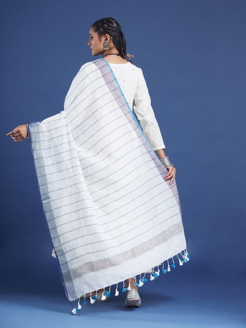 Taavi Striped Traditional Bengali Style Cotton Linen Dupatta With Pom Pom Tassels - Image 3
