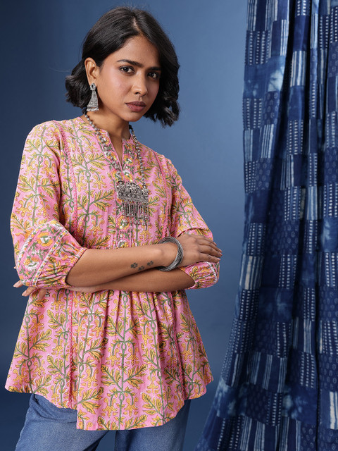 Taavi Floral Printed Mirror Work Pure Cotton Sanganeri Mirror Work Kurti