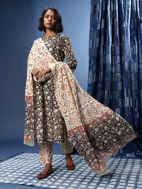 Taavi Floral Printed Pure Cotton Bagru Kurta with Trousers & Dupatta