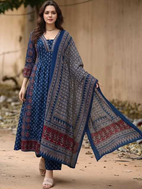 SZN Women Ethnic Motifs Printed Panelled Kurta with Trousers & With Dupatta - Image 2