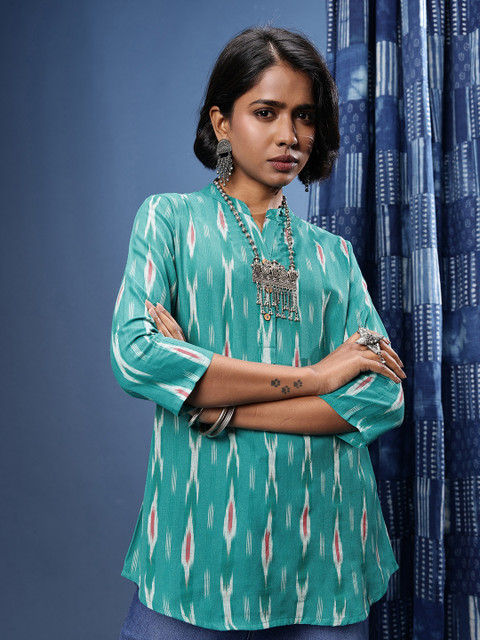 Taavi Ikat Woven Design Kurti