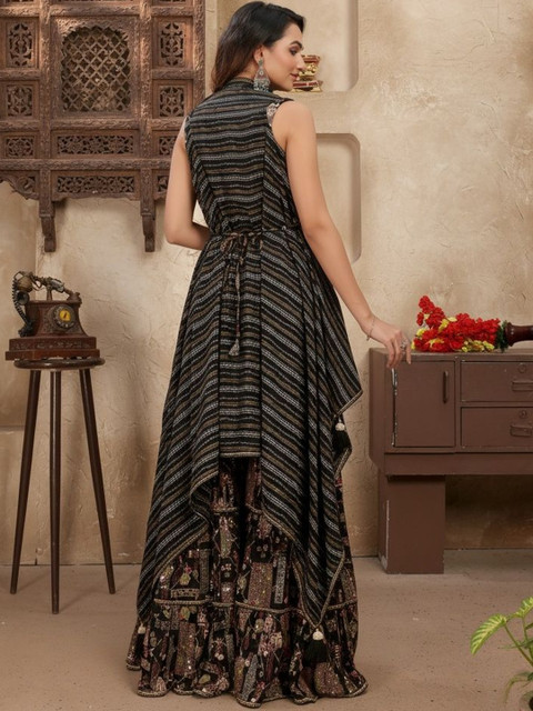 SZN Women Ethnic Motifs Printed Layered Kurta with Palazzos - Image 3