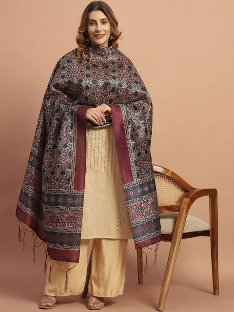 AKSHADEEP Women Ajrakh Keri Printed Chanderi Dupatta - Image 4
