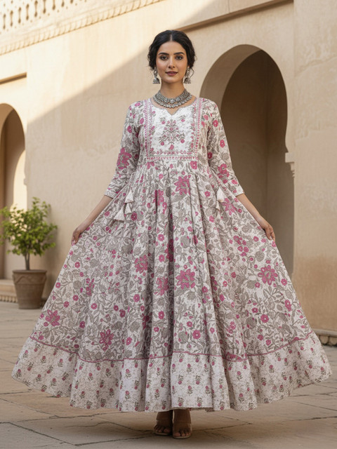 Sa Rasa Floral Printed Sweetheart Neck Empire Mirror Work Anarkali Kurta