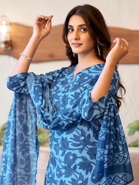 Anouk Rustic Women Floral Printed Regular Kurta with Patiala & With Dupatta