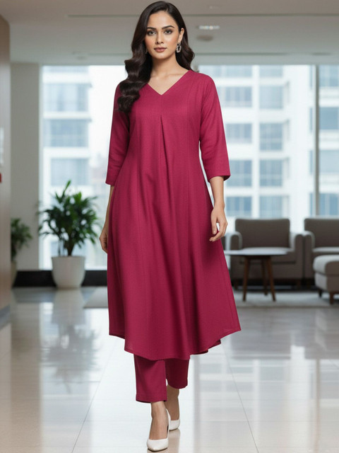 Varanga Women Pleated Kurta with Trousers