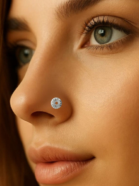 Sangria Stud Nosepin