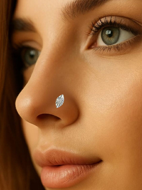 Sangria Stud Nosepin