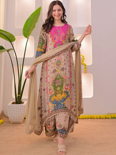 BAESD Women Floral Printed Regular Sequinned Kurta with Patiala & With Dupatta