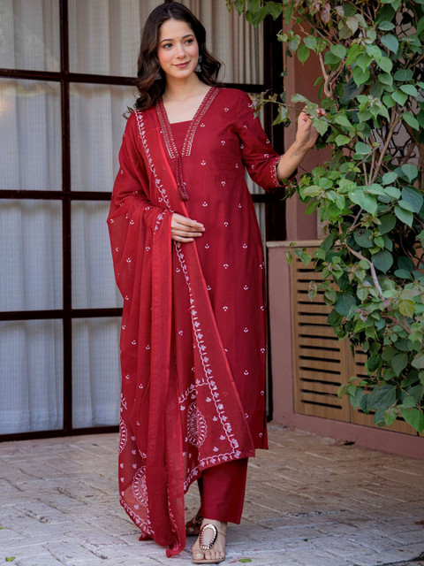 PARTHVI Women Ethnic Motifs Embroidered Regular Thread Work Pure Cotton Kurta with Trousers & With Dupatta